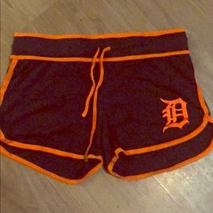Detroit Tigers shorts